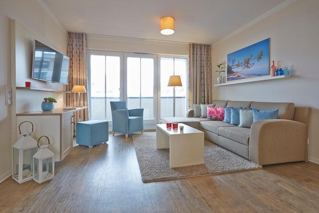 Sunny Suite: Elegant Beachfront Apartment with Pool and Pet-Friendly Wellness Area Boergerende-Rethwisch Exterior photo