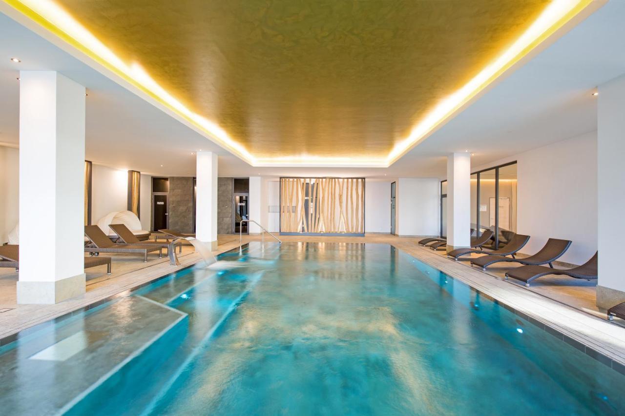Sunny Suite: Elegant Beachfront Apartment with Pool and Pet-Friendly Wellness Area Boergerende-Rethwisch Exterior photo